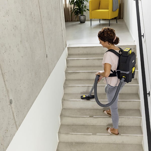 KARCHER PRO - Aspirateur Dorsal - KÄRCHER -  BVL 3/1 BP Pack (avec batterie + chargeur) - 9.568-388.0 - large