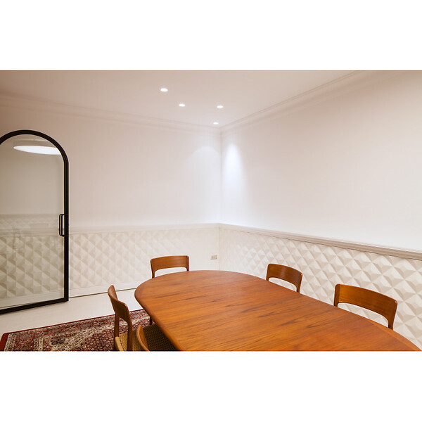 ORAC DECOR - Corniche Symétrique Avec Motifs Identiques C217 - L200 X H10,3 X L15,6 - Orac Decor - large