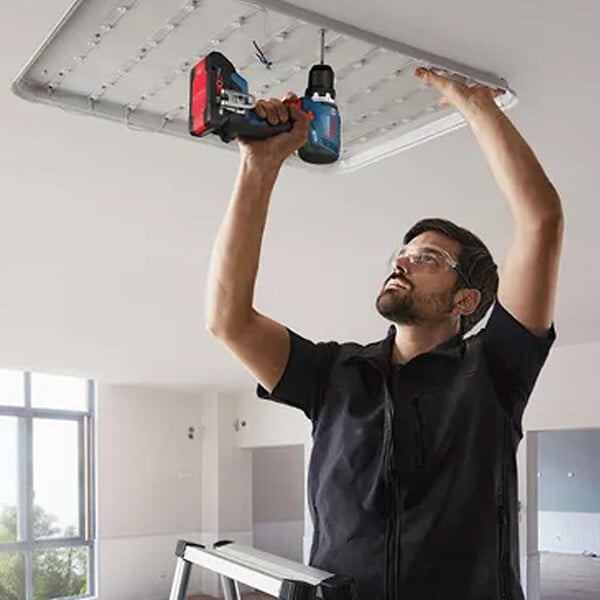 BOSCH - Perceuse-visseuse sans fil BOSCH GSR 18V-65 06019N3203 avec 2 batteries GBA18V 5,0Ah en L-Box - large