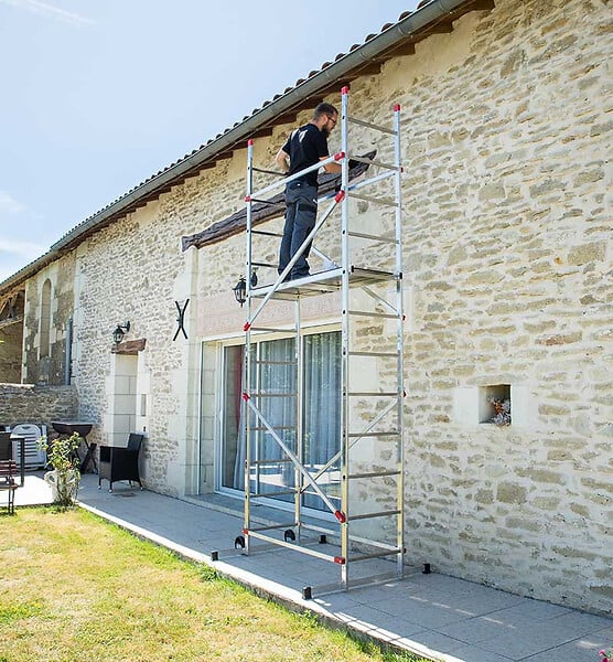 HAILO - Echafaudage roulant pour escalier avec montage rapide 2,4m/4,4m en aluminium Hailo Fast & Lock 5 - large