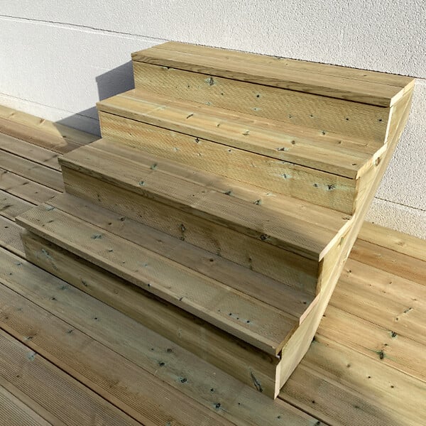 VINUOVO - BERLIN Escalier extérieur bois 4 marches H 71cm L-120cm - avec contre marche - large