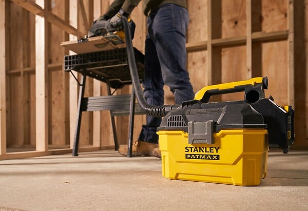 STANLEY Fatmax - V20 aspirateur eau et poussiere lithium 18v-sans batterie - large