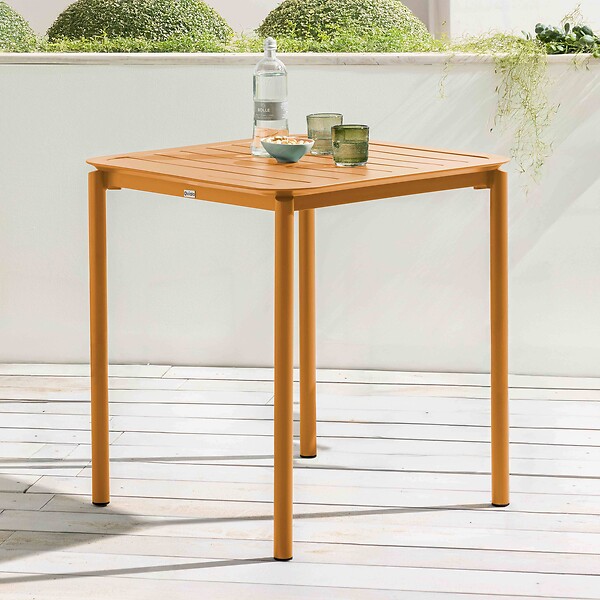 OVIALA - Table carrée de terrasse (70x70cm) jaune moutarde - Almada - large
