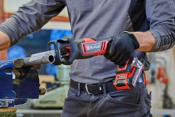 EINHELL - Scie universelle sans fil TE-AP 18/13 Li-Solo - 18V - course 13mm - bois 50mm - acier 4mm - LED - sans batterie/chargeur - large