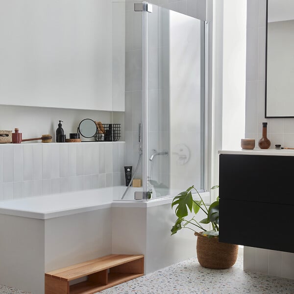 JACOB DELAFON - Pack baignoire bain douche antidérapante 180 x 90 Neo blanc mat - v.droite + pare bain chromé + tablier - large