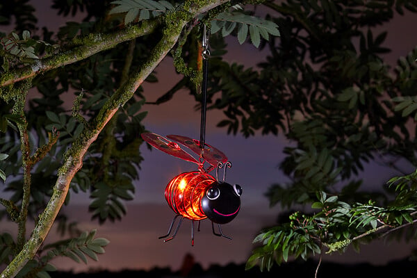 SMARTSOLAR - Coccinelle solaire suspendue - 4 LEDs - 10x13x10cm - large