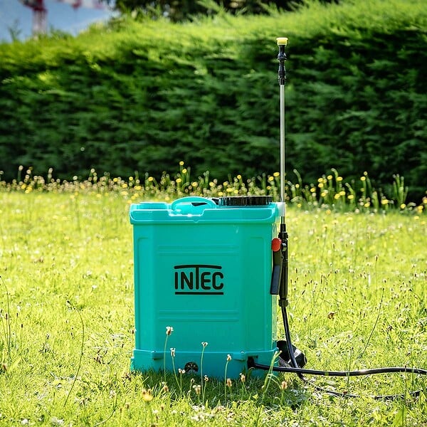 INTEC - Pulvérisateur à batterie à dos 16L - Pression 5 Bar Lance extensible 3 Buses Pulvérisateur électrique INTEC - large