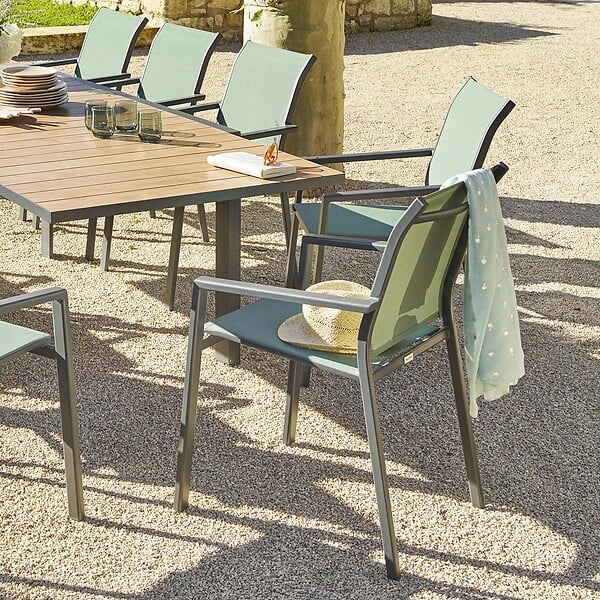 HESPERIDE - Fauteuil de jardin empilable "Essentia" vert olive & graphite en aluminium traité epoxy - large