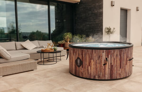 COCO SPA - Coco Spa Bali Spa Gonflable - 150 Cm De Diamètre - 800 Litres - Moteur 2240 W - 2 à 4 Personnes - large