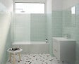 ONDEE - Pare-baignoire ICY - Paroi 85x140x0,5cm - Verre trempé - Finition chromé - vignette