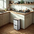 BEYOND BLUE - Poubelle cuisine automatique de tri à 4 compartiments - 60L - Inox SS304 - Piles ou batterie - vignette