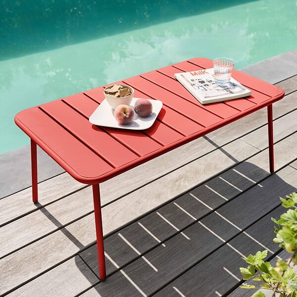 OVIALA - Table basse de jardin acier rouge 90 x 50 cm - Palavas - large