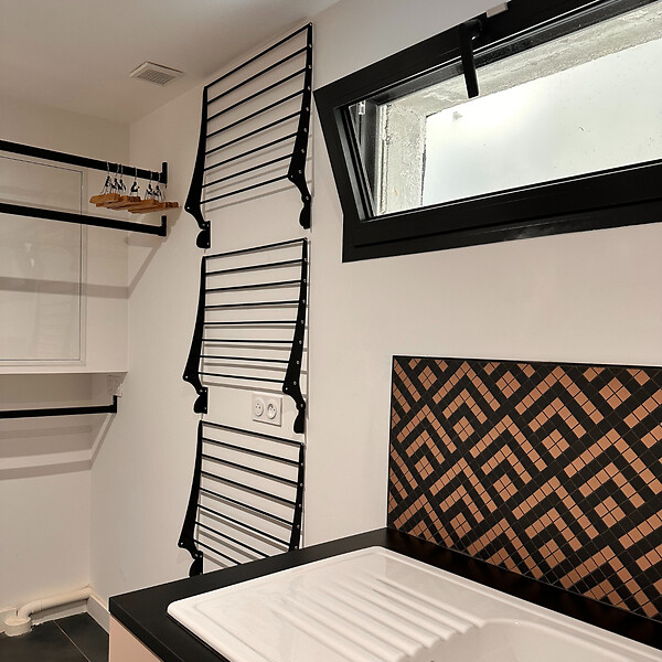 FOXYDRY - Étendoir à linge mural pour intérieur et extérieur – noir – 100x50x10 cm - FOXYDRY Fold 100 - large