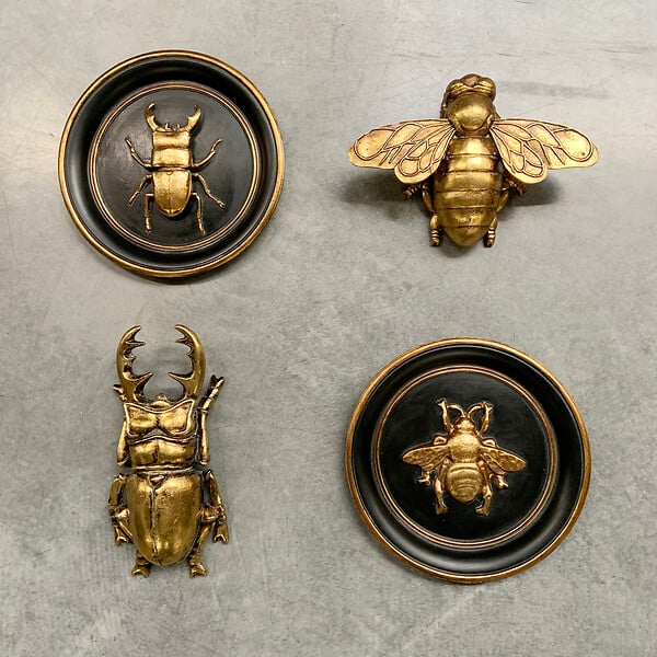 EMDE - Décoration murale ronde - Résine - Abeille Noir et Doré 20cm - large