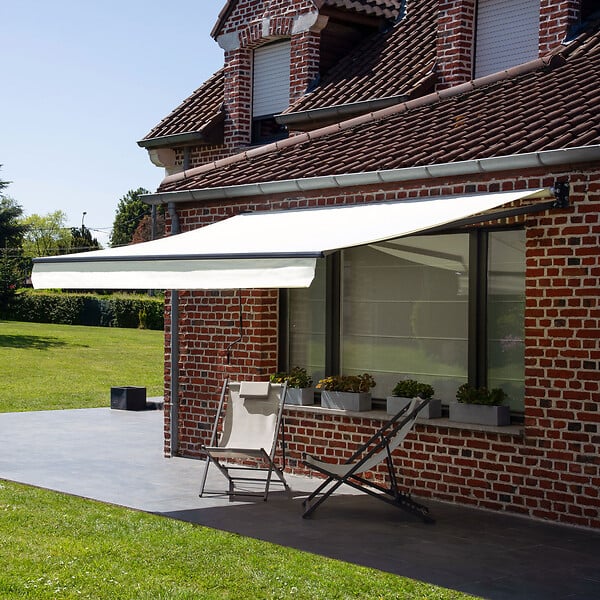 HAPPY GARDEN - Store banne SAULE 2,5 × 2m - Toile beige et structure grise - large