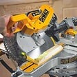 DEWALT - Scie à onglets radiale Ø305mm 1675W DEWALT DWS780-QS - vignette