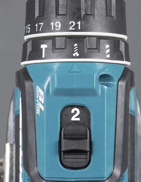 MAKITA - Perceuse visseuse à percussion Brushless 2x5Ah 18V MAKITA DHP485RTJ en MAKPAC - large