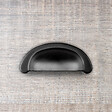 EMUCA - Lot de 20 poignées pour meubles Alberic, L77mm, entraxe 64mm, Zamak, Noir - vignette