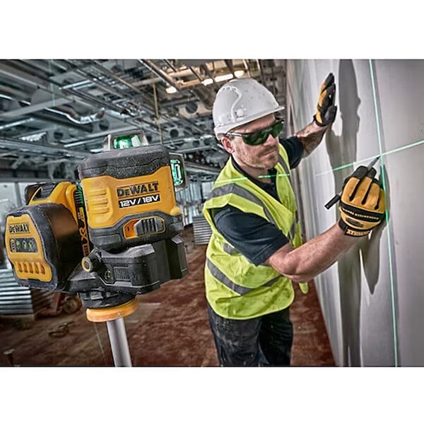 DEWALT - Niveau laser multi-lignes 3 faisceaux verts à 360° 12V / 18V DEWALT DCE089NG18-XJ - large