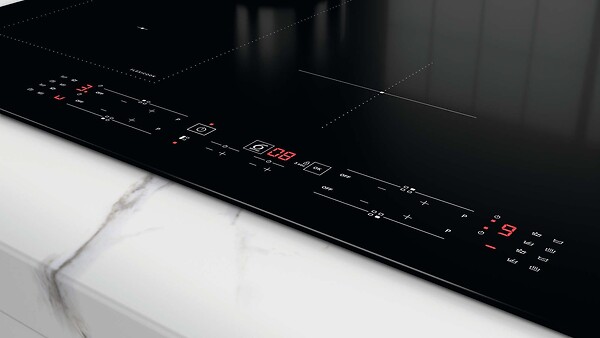WHIRLPOOL - table de cuisson induction 75cm 4 feux 7200w noir - wlb2977ne - large