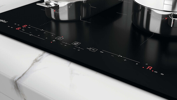WHIRLPOOL - table de cuisson induction 60cm 3 feux 7200w noir - wbb3760bf - large