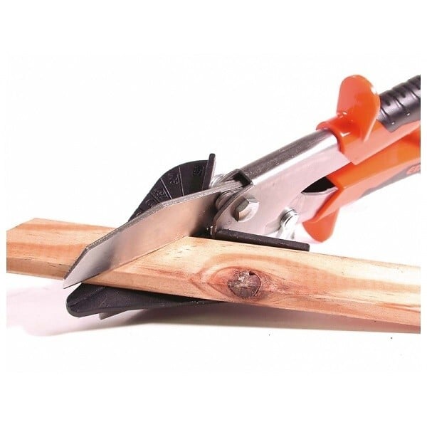 EDMA - Pince de découpe à onglet à angle variable pour coupe de moulures décoratives plinthes en bois joints caoutchouc profilés plastiques PVC - large