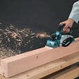 MAKITA - Rabot Filaire - 620 W - 82 Mm - 2,6 Kg - vignette
