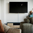 MON MARCHE DECO - Goulotte TV Cache-Câble Adhésive Arrondie PVC - L. 1,20 m - Blanc - vignette