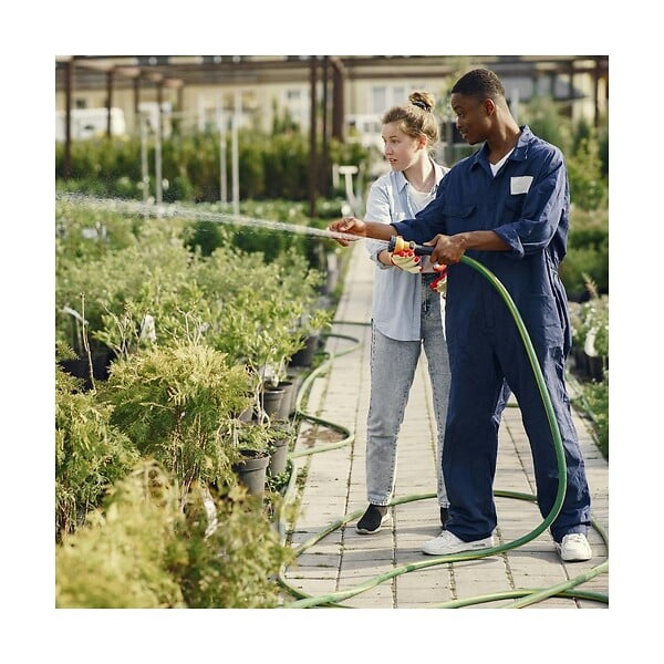 VITO - Kit d'arrosage jardin PVC renforcé 20 m diam 15mm lance multi jet +2 raccords + nez de robinet VITO - large