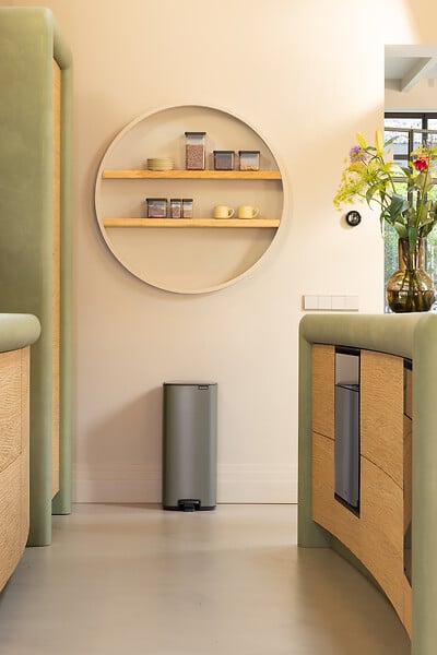BRABANTIA - Poubelle à pédale acier - Platinum - 30L - large