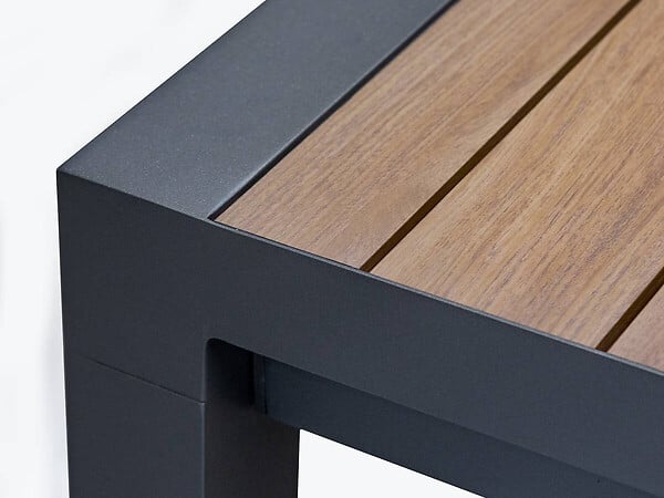 HESPERIDE - Table de jardin carrée extensible alu Evasion 8/10 places effet bois honey et graphite - Hespéride - large