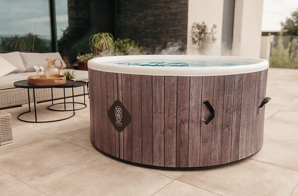 COCO SPA - Coco Spa Helsinki Spa Gonflable - 150 Cm De Diamètre - 800 Litres - Moteur 2240 W - 2 à 4 personnes - large