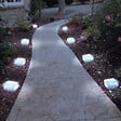 ID MARKET - Lot de 8 pavés solaires en verre 4 LEDS blanches éclairage de jardin - vignette