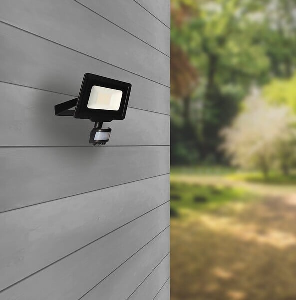 ARLUX - Projecteur Mural KREON 10W 850lm - Detecteur de Mouvement - Noir - large
