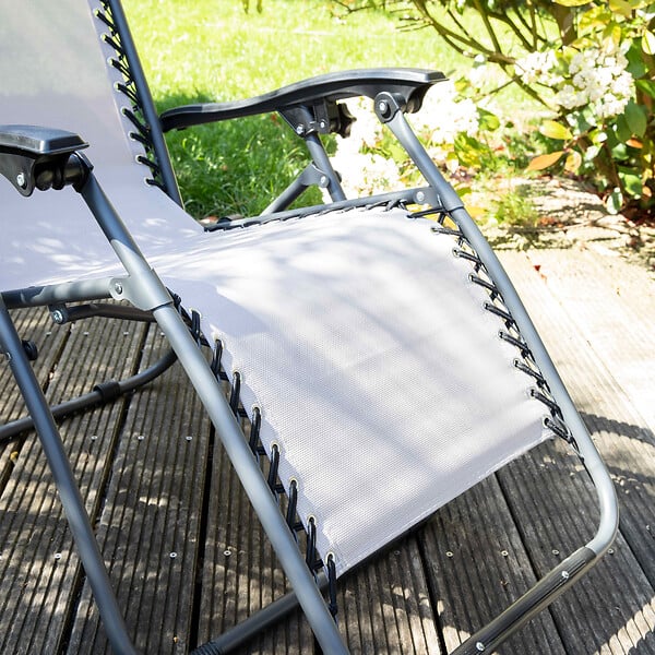 OVIALA - Fauteuil relax de jardin en acier et textilène inclinable taupe - Monaco - large