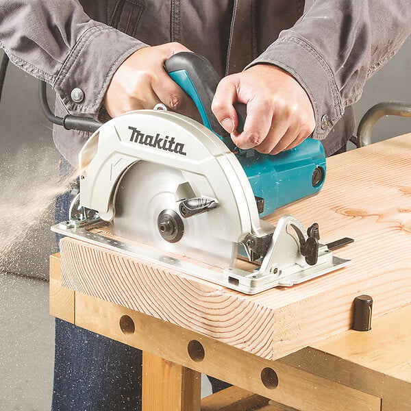 MAKITA - Scie circulaire 185mm  1600W MAKITA HS7611K avec coffret - large