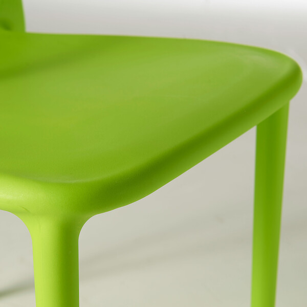 OVIALA - Chaise en plastique de jardin vert - Milan - large