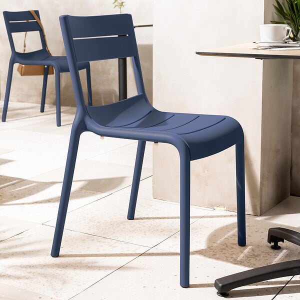 OVIALA - Chaise de terrasse en plastique bleu pacific - Paname - large