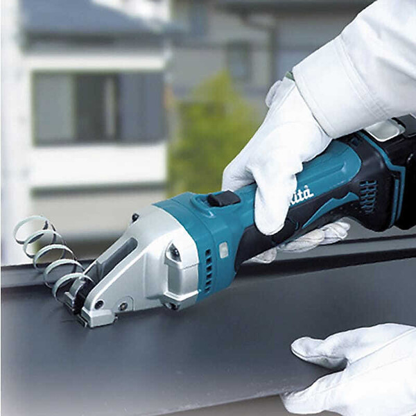 MAKITA - Cisaille métal 2x5Ah 18V LXT ® MAKITA DJS161RTJ en MAKPAC - large