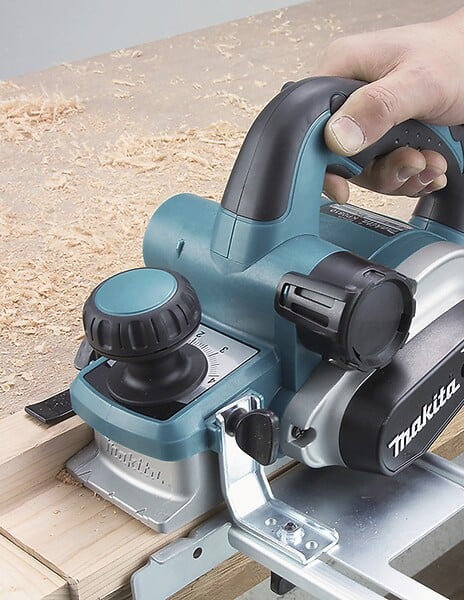 MAKITA - Rabot MAKITA KP0810C 1050 W 82 mm - large
