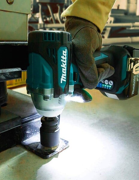 MAKITA - Boulonneuse à chocs MAKITA DTW300Z - 18V (vendu sans batterie) - large