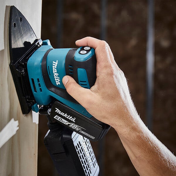 MAKITA - Ponceuse vibrante MAKITA DBO480Z 112 x 102 mm 18V (machine seule) - large