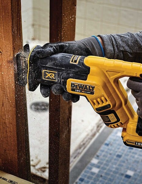 DEWALT - Scie sabre compacte 18V DEWALT DCS367N-XJ Brushless - large