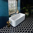 VILLEROY ET BOCH - Baignoire murale semi-îlot Loop & Friends avec bonde et trop-plein blanc - vignette
