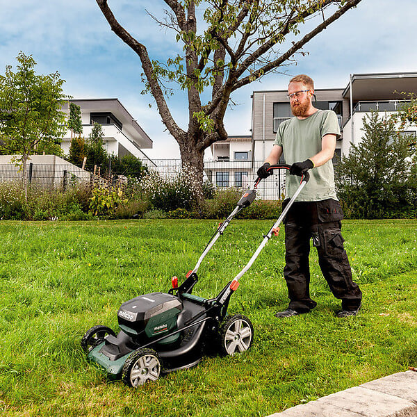 METABO - Tondeuse METABO RM 36-18 LTX BL 46 (vendu sans batterie) - large