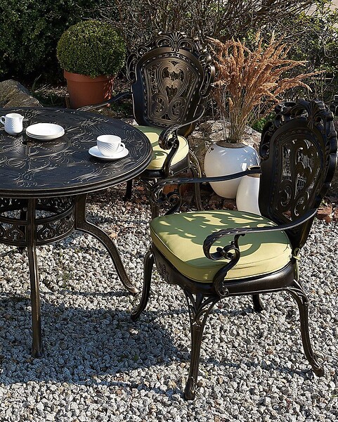 BELIANI - Lot de 2 chaises de jardin avec coussins SAPRI Métal Marron foncé - large