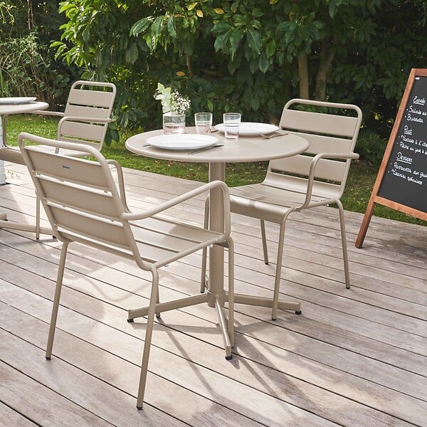OVIALA - Ensemble table de jardin et 2 fauteuils métal taupe - Palavas - large