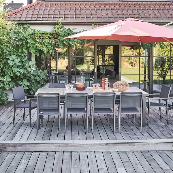 OVIALA - Ensemble table de jardin avec 8 chaises et 2 fauteuils béton - Melbourne - large