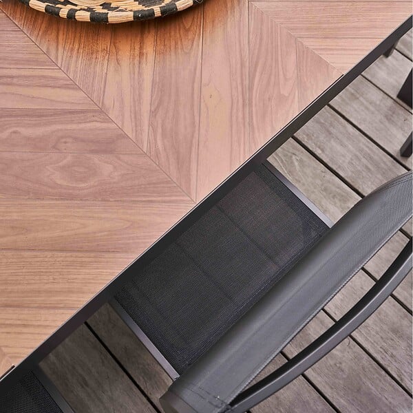 OVIALA - Ensemble table de jardin en céramique effet bois et 12 chaises - Tivoli - large