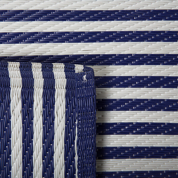 BELIANI - Tapis d'extérieur HALDIA Bleu marine 90 x 180 cm - large
